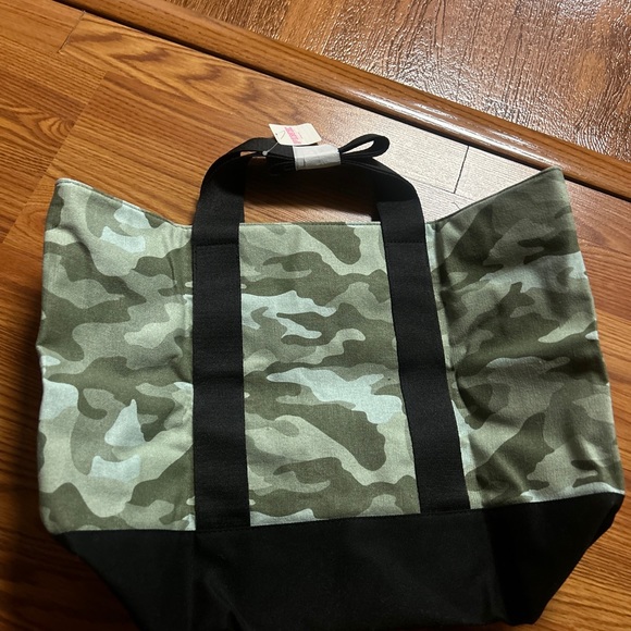 New with tags Victoria secret pink camouflage tote bag camo - Picture 3 of 4